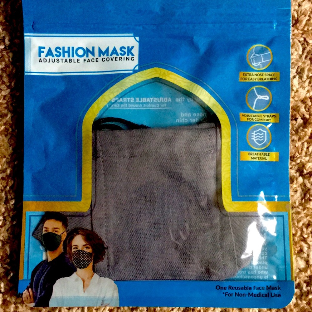 😷 Unisex Face Mask